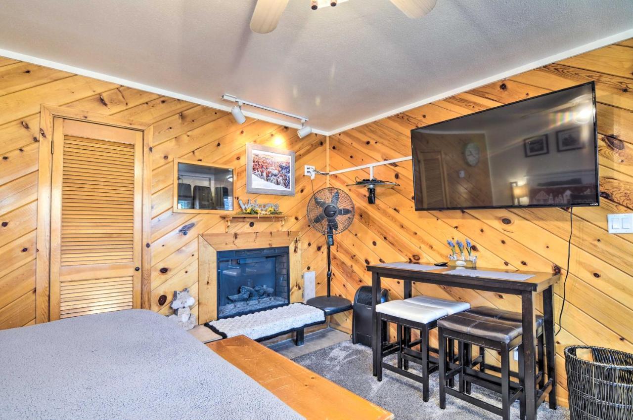 Cozy Studio With Fireplace About 1 Mi To Ski Resort Brian Head Luaran gambar